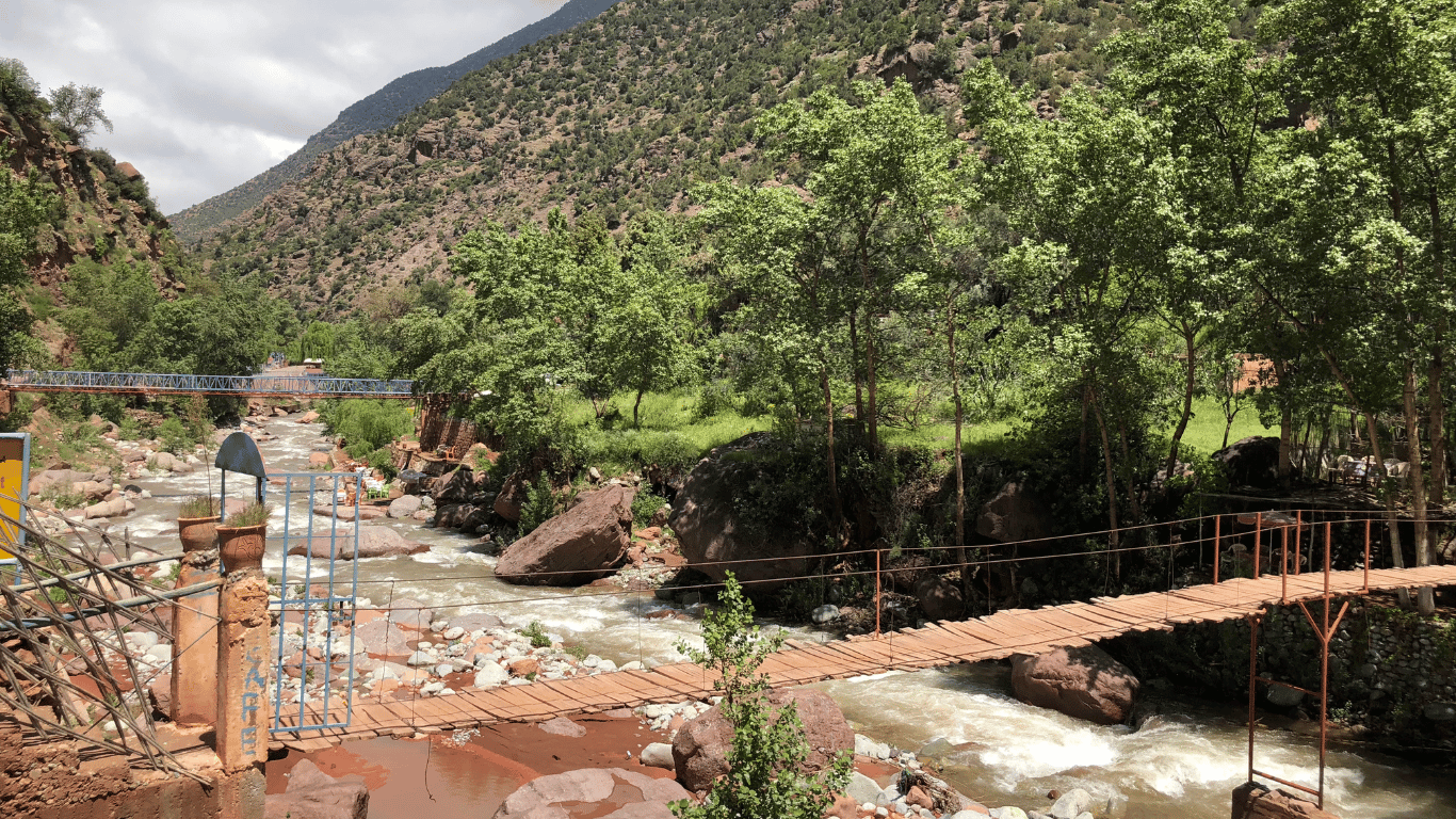 Al momento stai visualizzando Ourika Valley: Tour Guide to Experience Nature and Adventure